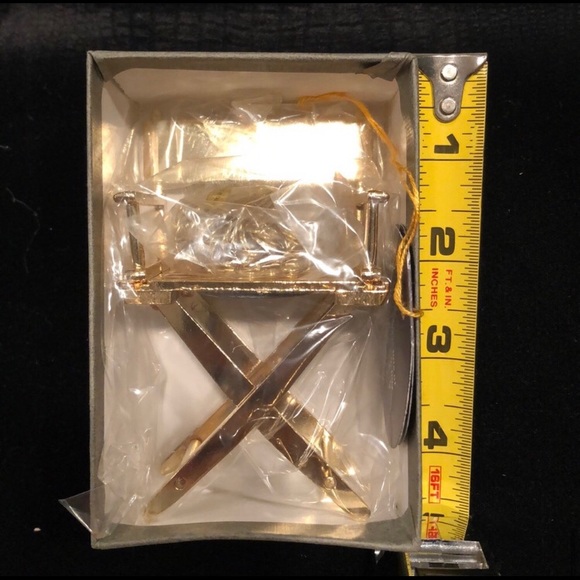 New ambassador gold magnetic paper clip chair - Picture 14 of 16